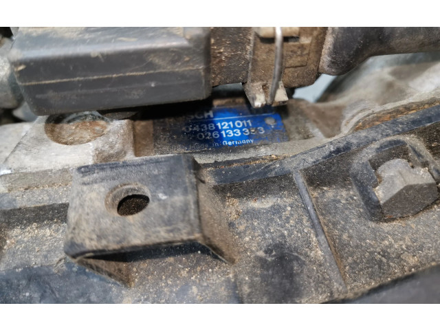 Vstřikovací lišta 0438121011, 026133353   Audi 80 90 B3     