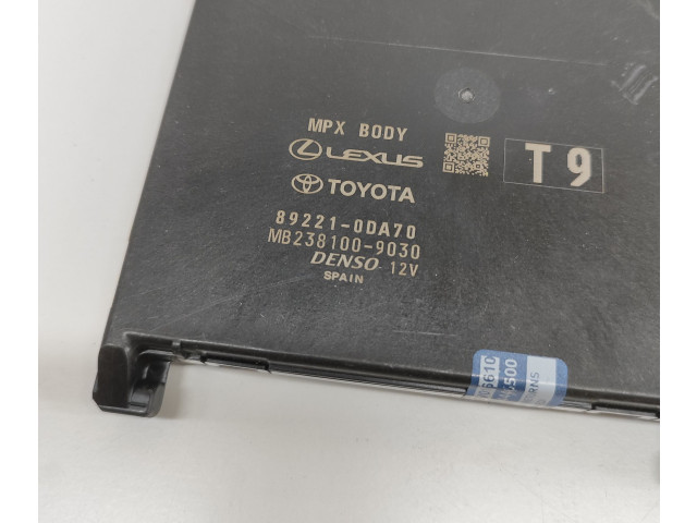 Блок комфорта 892210DA70, MB2381009030   Toyota Yaris Cross   