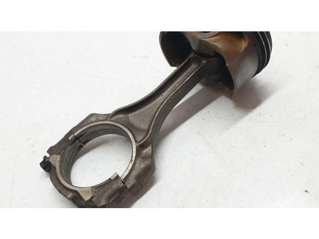  Поршень с шатуном N63 B44 A 784323704  BMW 7 F01 F02 F03 F04 для бензинового двигателя 4.4