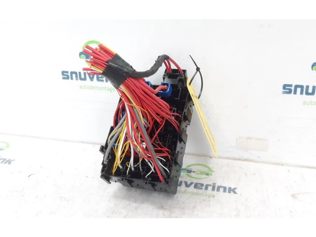 Блок предохранителей  242309724R, 242309724R   Renault Arkana    