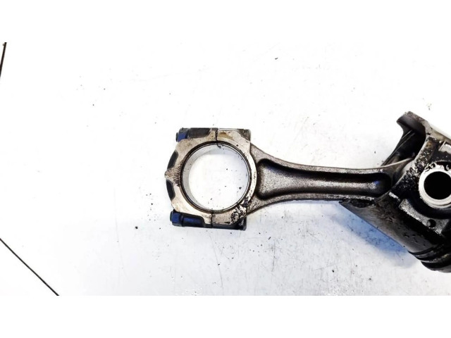 Píst    Mazda 626  pro naftový motor 2.0  