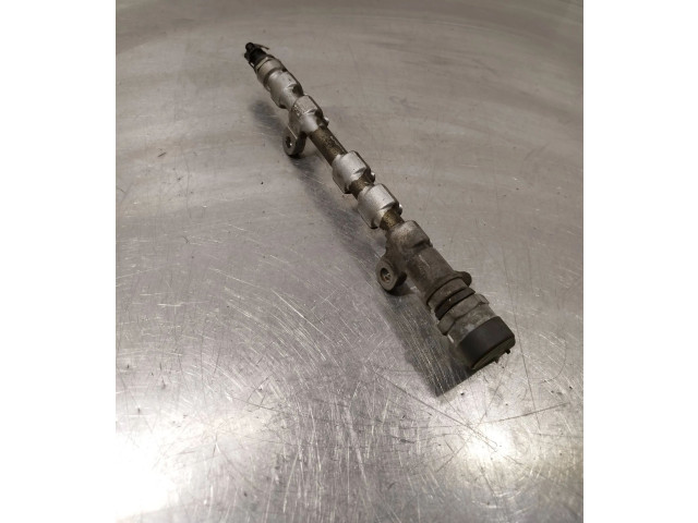 Vstřikovací lišta 2381033030, 1077800531   Toyota Yaris    1ndtv 