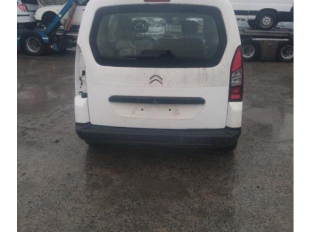 Блок управления двигателя    Citroen Berlingo