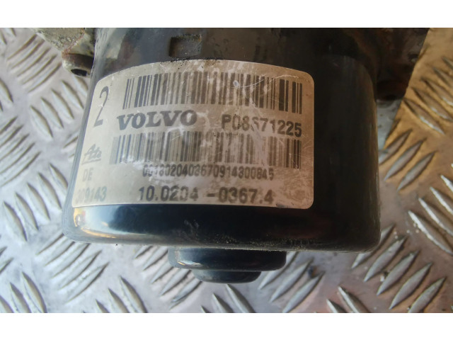 Jednotka ABS 8671224, P08671225   Volvo XC90 2004