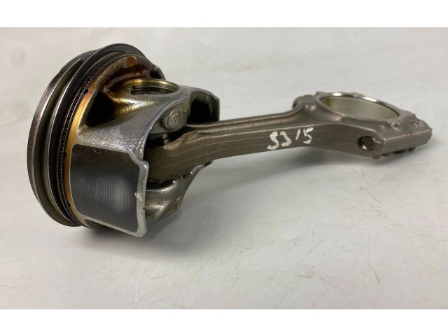  Поршень с шатуном DNUE 02606LJ1, 4202606LJ1  Audi A3 S3 8V  