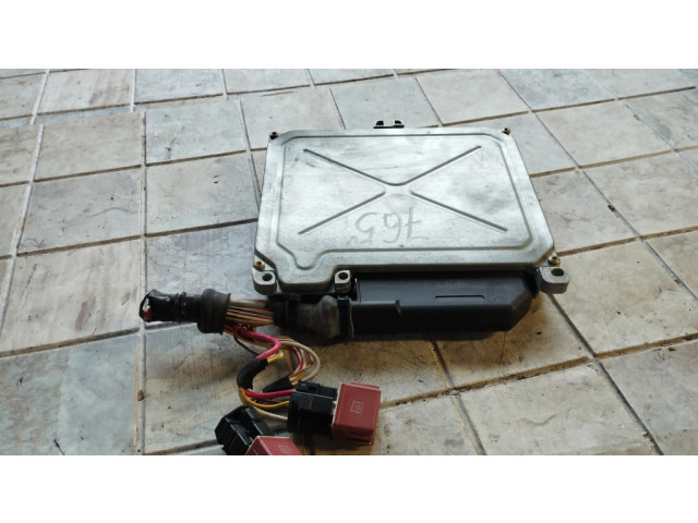Řídící jednotka 7700864283   Renault Safrane 1992