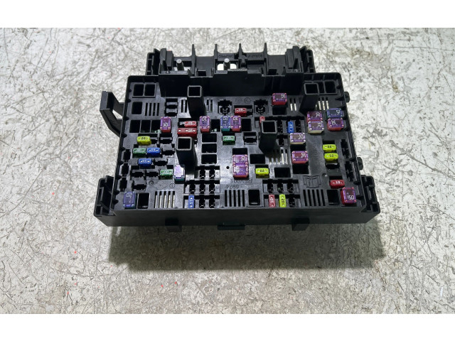   Pojistková skříňka 68460093AC, 09932422105   Jeep Grand Cherokee WL 2023