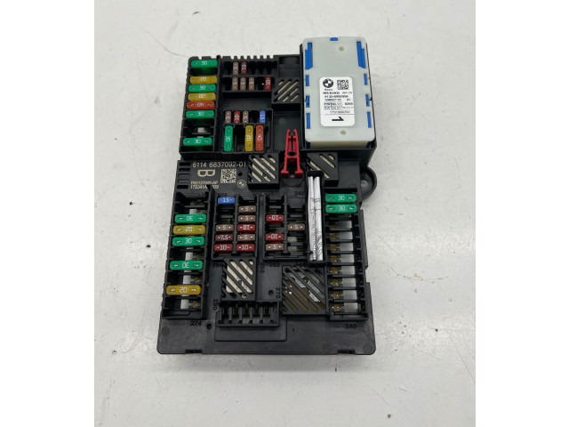 Блок предохранителей 6837092, P00127006AP   BMW 5 G30 G31    