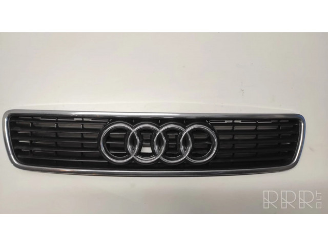 Передняя решётка Audi A4 S4 B5 8D 1994-1999 года 8D0853651J      