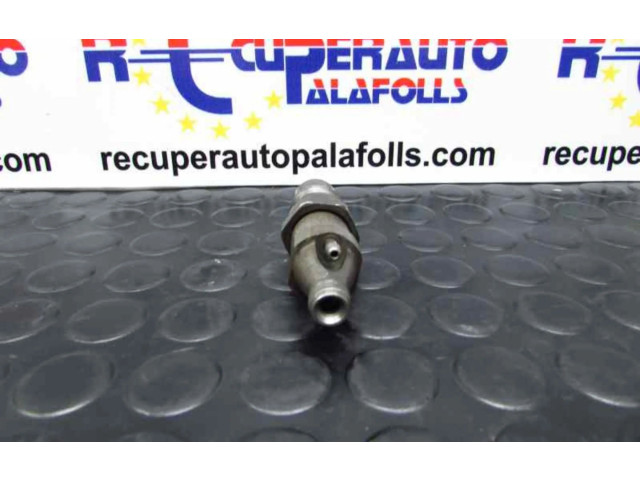 Vstřikovač 068130202F   Seat Ibiza II (6k)     