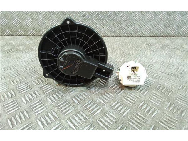 Вентилятор печки    HB111D65106, 8727000701   Mazda CX-3