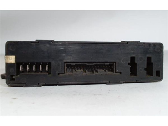 Блок управления 1621682Z1   Renault 25