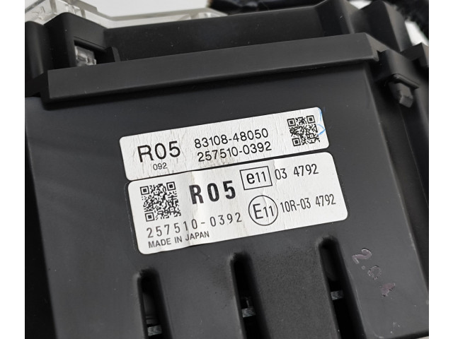 Дисплей    8310848050, 2575100392   Lexus RX 330 - 350 - 400H