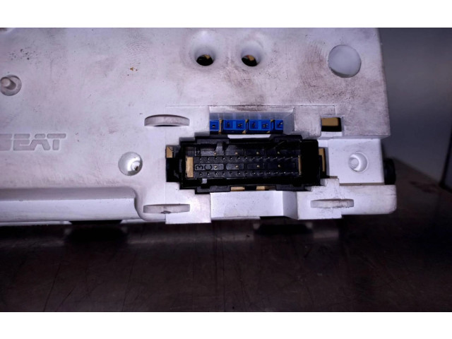 Přístrojová deska  Seat Toledo I (1L)  81117648  