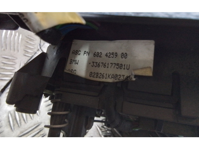 Подушка безопасности водителя 602425900, 33676177501U   BMW 7 E65 E66