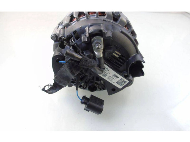 Pojistková skříňka Генератор 05E903026Q   Audi A1 2023