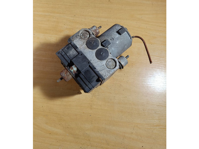 Jednotka ABS 8D0614111   Audi A6 S6 C4 4A 1996