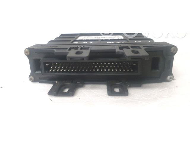 Блок управления коробкой передач 01P927733B   Volkswagen Transporter - Caravelle T4