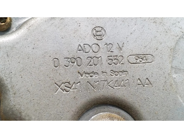 Моторчик заднего дворника 0390201552, XS41N17K441AA    Ford Focus