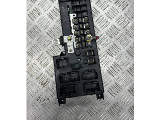   Pojistková skříňka 8678449, 518218009   Volvo V70 2004
