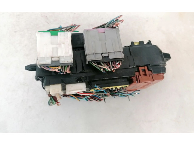 Блок предохранителей  mb953355   Mitsubishi Space Star    