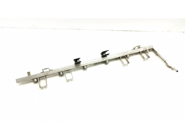 Vstřikovací lišta 1437442   BMW Z4 E85 E86  pro benzínový motor 3.0 306S3 M54B30 