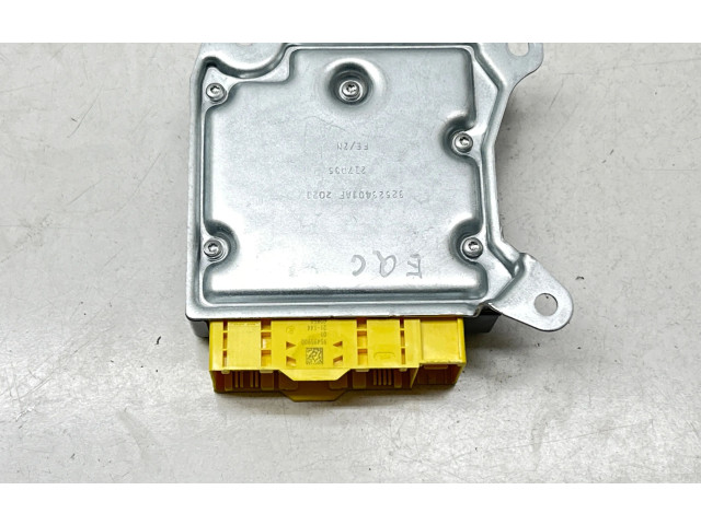 Блок подушек безопасности A2059009445, A2059022927   Mercedes-Benz EQC