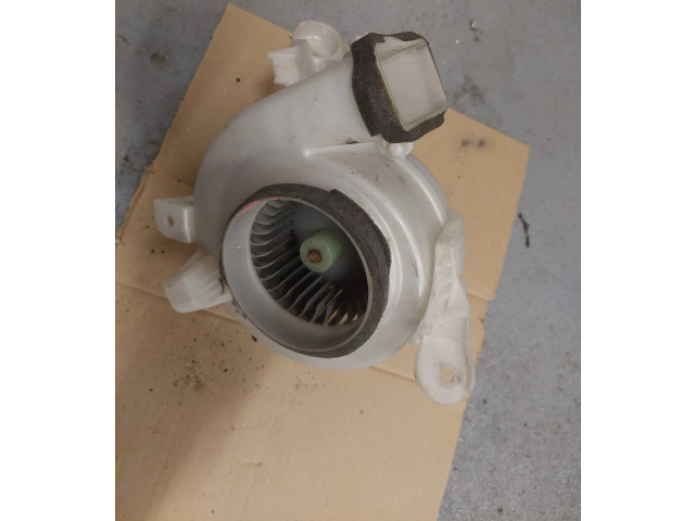 Вентилятор печки    8713047070   Toyota Auris E180