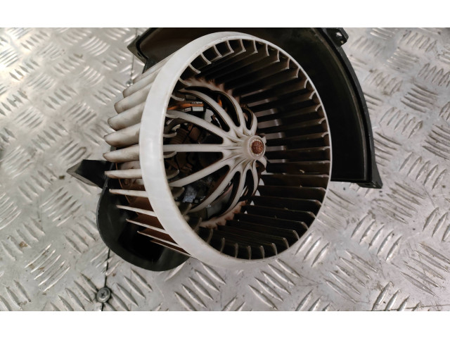 Вентилятор печки    7L0820021L, 4L1820021   Volkswagen Touareg I