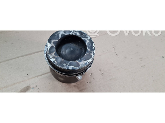Píst 05L   Audi A6 S6 C8 4K    DTPA 