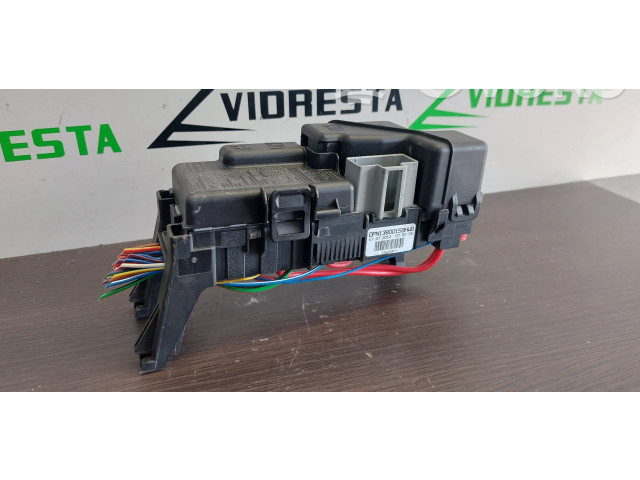   Pojistková skříňka DPU18800159HWB   Volvo XC70 2012