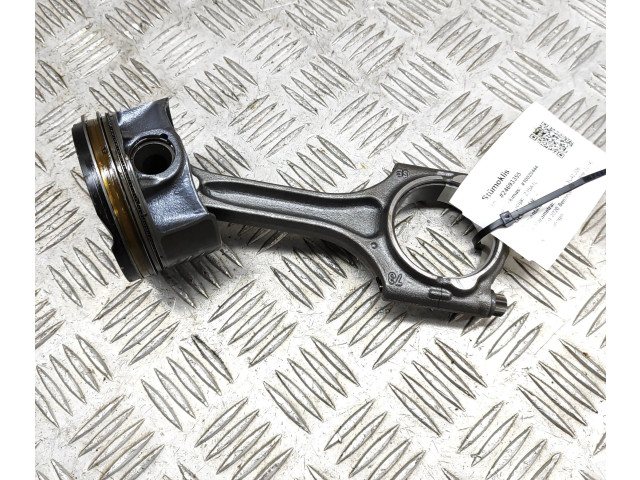 Píst 32213692, 31401957   Volvo XC40     