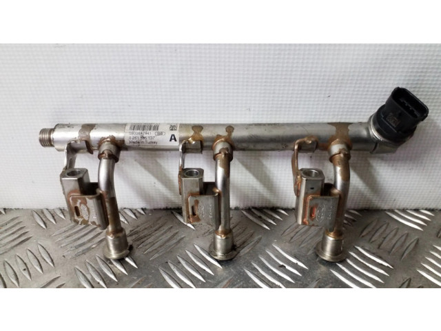 Vstřikovací lišta DM5G9H487AA, 0261555137   Ford Focus  pro benzínový motor 1.0  