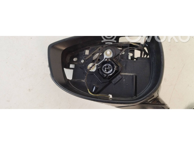 Zpětné zrcátko  Mazda CX-30 2020  E4045703, 559560  