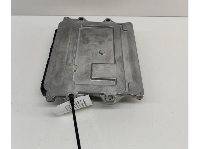 Řídící jednotka 32383797   Volvo XC40 2023