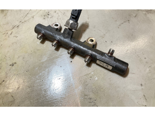 Топливная рампа 175210651R, 161271845   Nissan Juke I F15  