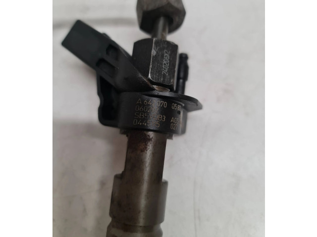 Vstřikovač A6420700587, 0445153067   Mercedes-Benz R W251     