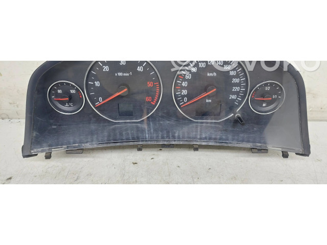 Панель приборов 13136729HT   Opel Signum       