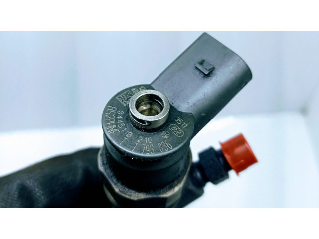 Vstřikovač 0445110216, 7793836   BMW 5 E60 E61  pro naftový motor 3.0  