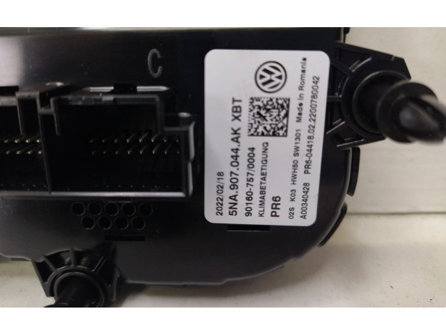Блок управления климат-контролем 5NA907044AK   Volkswagen Tiguan