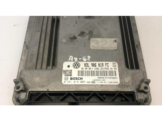 Блок управления двигателя 03L906019FC, 0281018005   Volkswagen Amarok