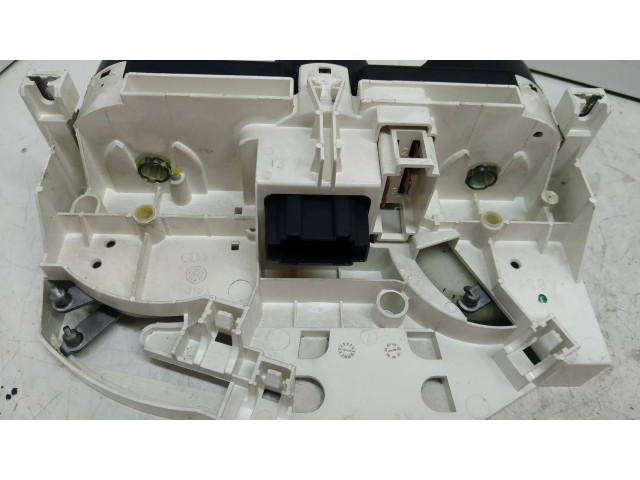 Блок управления климат-контролем 1C0820045E, 901511610001   Volkswagen New Beetle