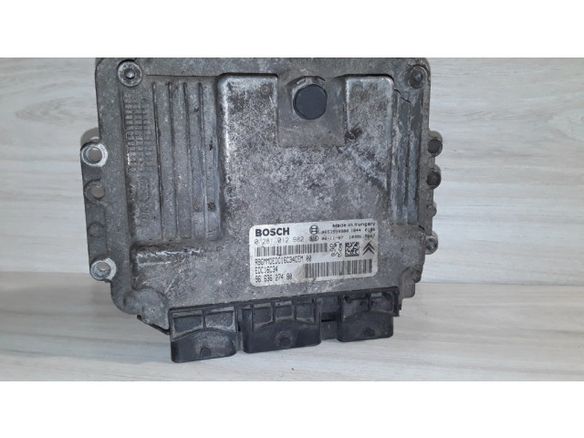 Блок управления двигателя 0281012982, 9653958980   Citroen C4 I Picasso