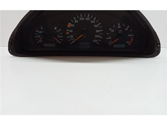 Přístrojová deska  Mercedes-Benz E AMG W210 1997 A2105406947, 2105400548  