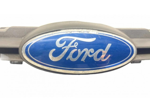 Передняя решётка Ford Fiesta 2009-2012 года 8A618200B, D0TAA      