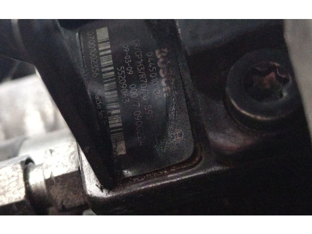 Vstřikovací čerpadlo 55209063, 0445010184   Saab 9-5    Z19DTH 
