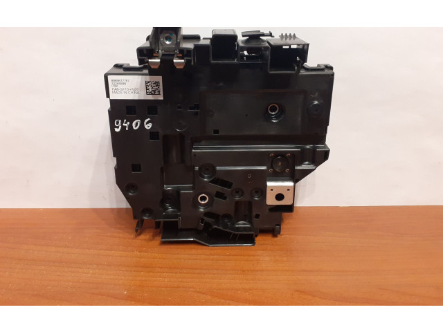   Pojistková skříňka 32265898, 9406   Volvo XC40 2021