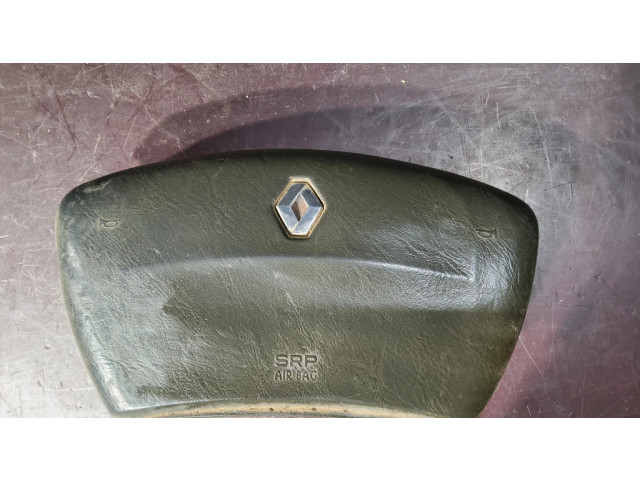 Подушка безопасности водителя 8200136331   Renault Trafic II (X83)