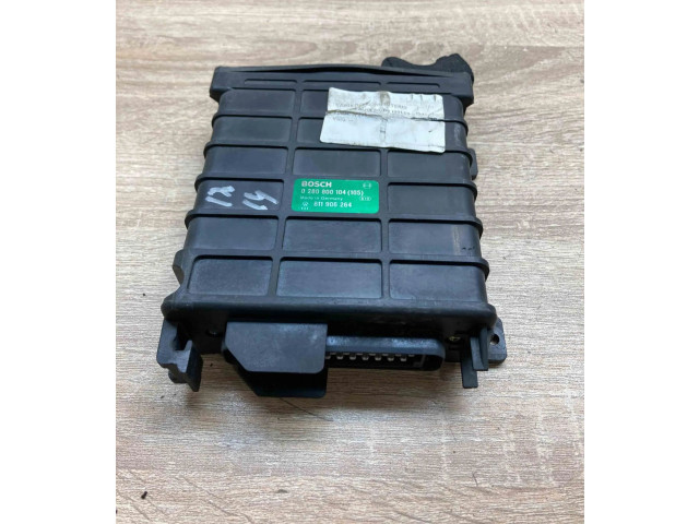 Řídící jednotka 0280800104, 811906264   Audi 80 90 B3 1986