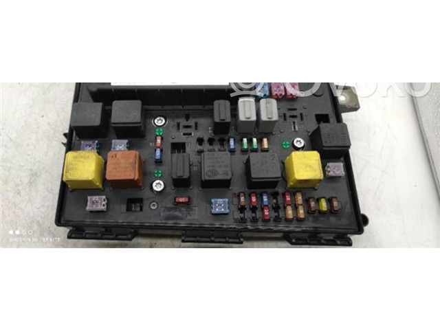 Ящик предохранителей (комплект) 5dk006828, 5DK006828   Opel Astra G 2005